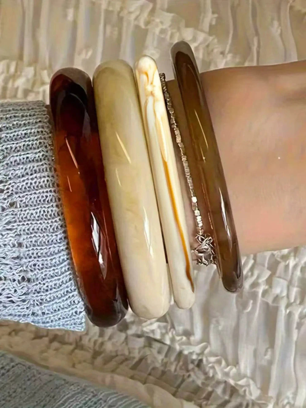 Vintage Acrylic Resin Bangle Set